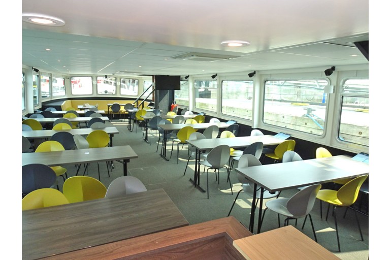 Day passenger ship 200 pax, Rhine certificate