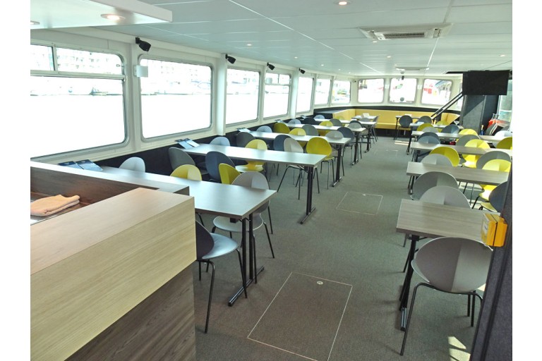 Day passenger ship 200 pax, Rhine certificate