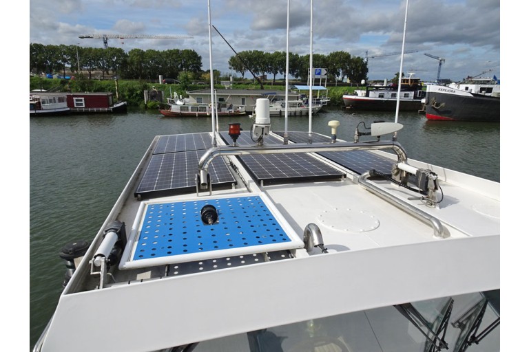 Rhine certified Sailing Live Aboard Barge 26.30