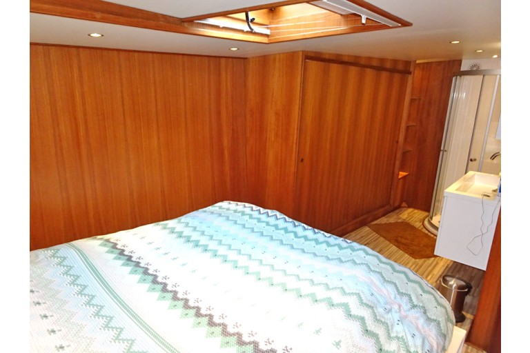 Rhine certified Sailing Live Aboard Barge 26.30