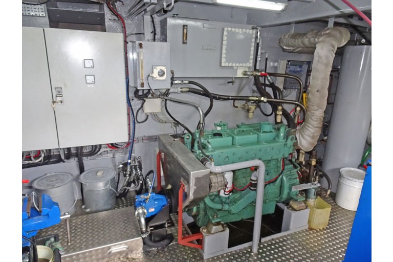 Rhine certified Sailing Live Aboard Barge 26.30