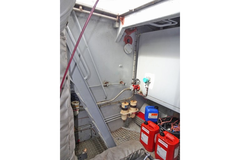 Rhine certified Sailing Live Aboard Barge 26.30