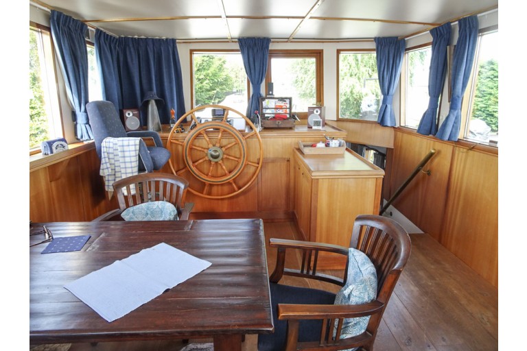 Peniche Hollandaise 27.00 avec certificat, Luxe Motor