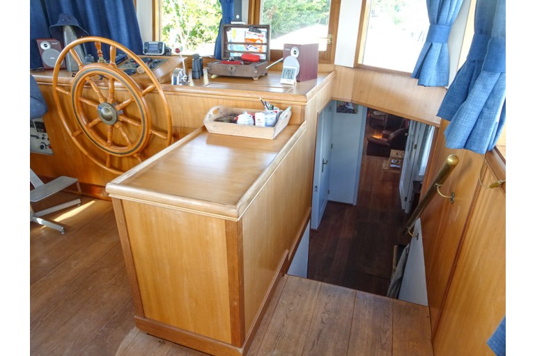 Peniche Hollandaise 27.00 avec certificat, Luxe Motor