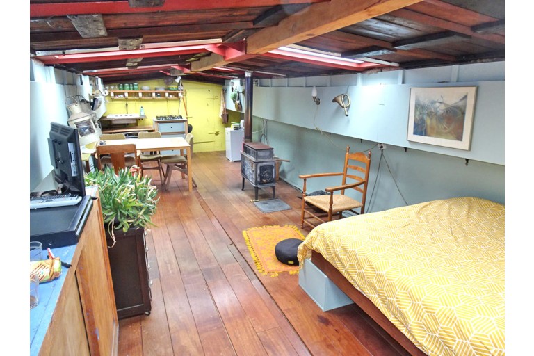 Dutch Barge IJsselaak 19.59