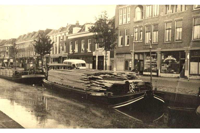 Dutch Barge IJsselaak 19.59