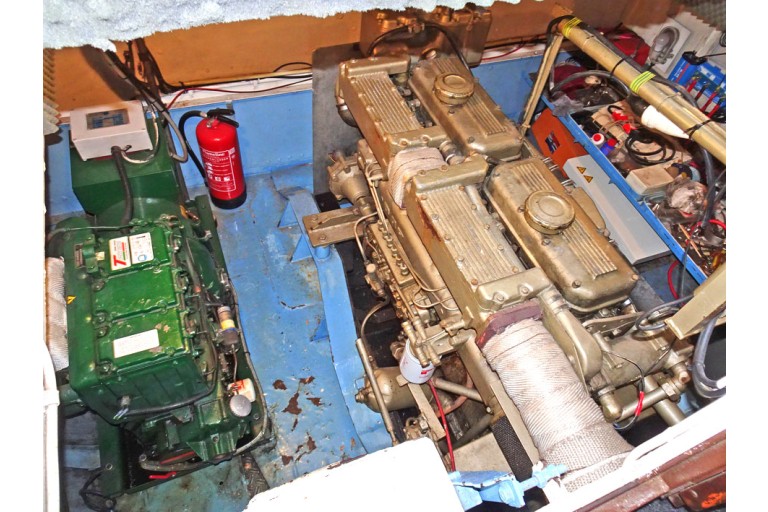 Luxe Motor 21.09 with certificate