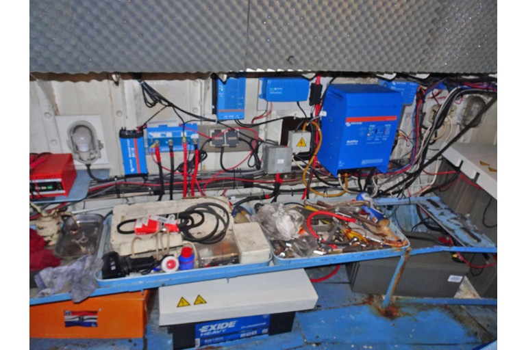 Luxe Motor 21.09 with certificate