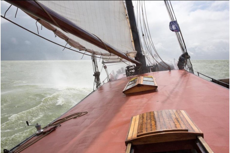 Two-masted Charter Clipper for 28 night guests