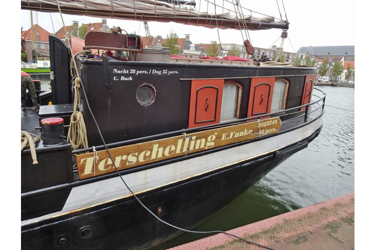 Two-masted Charter Clipper for 28 night guests