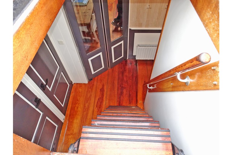 Two-masted Charter Clipper for 28 night guests