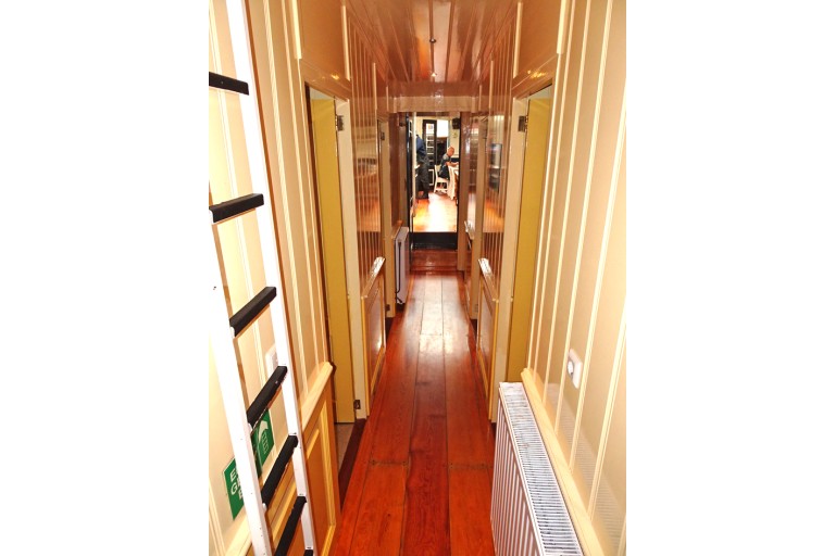 Two-masted Charter Clipper for 28 night guests