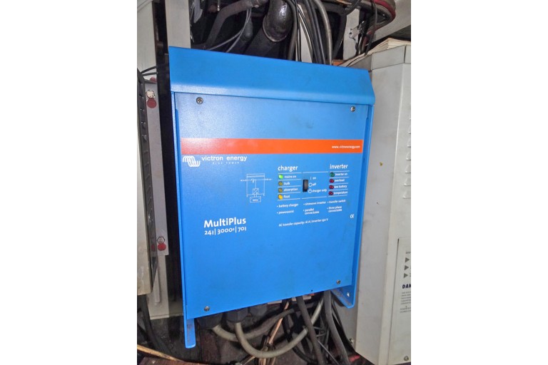 Two-masted Charter Clipper for 28 night guests