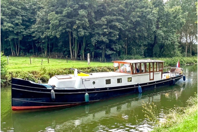 Dutch Barge 19.10