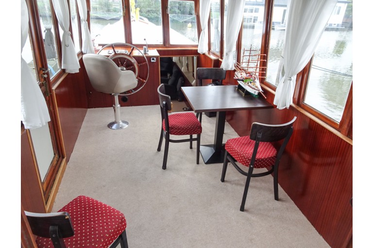 Dutch Barge 19.10