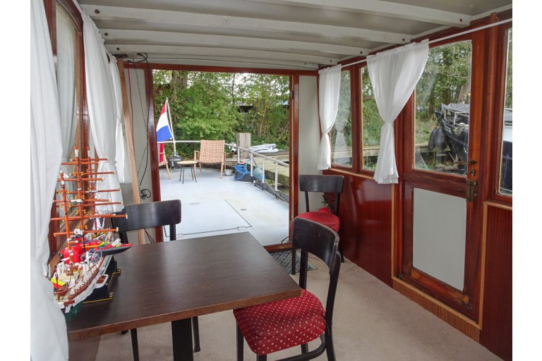 Dutch Barge 19.10