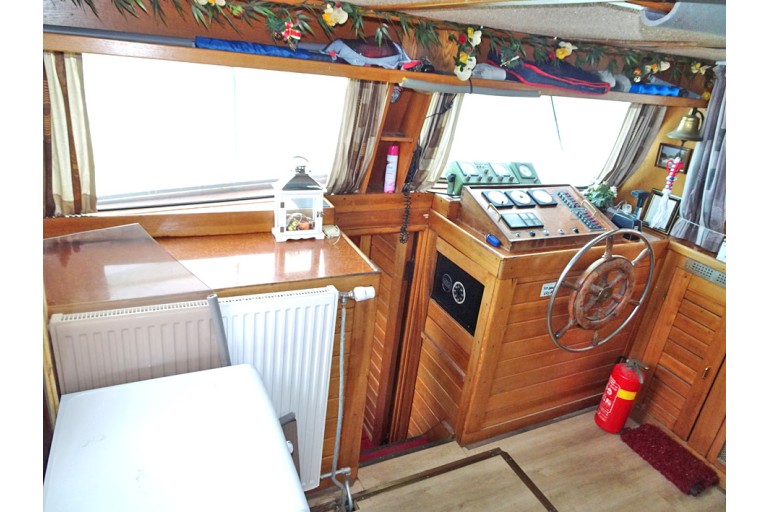 Live Aboard Barge 19.40