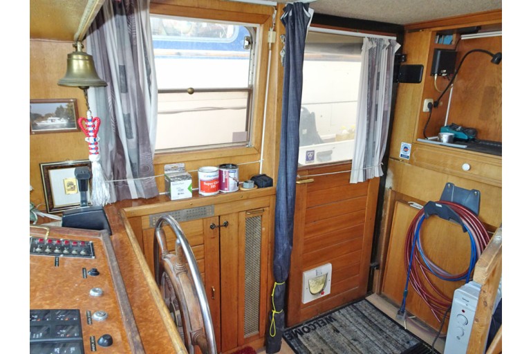 Live Aboard Barge 19.40