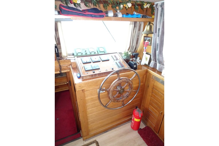 Live Aboard Barge 19.40