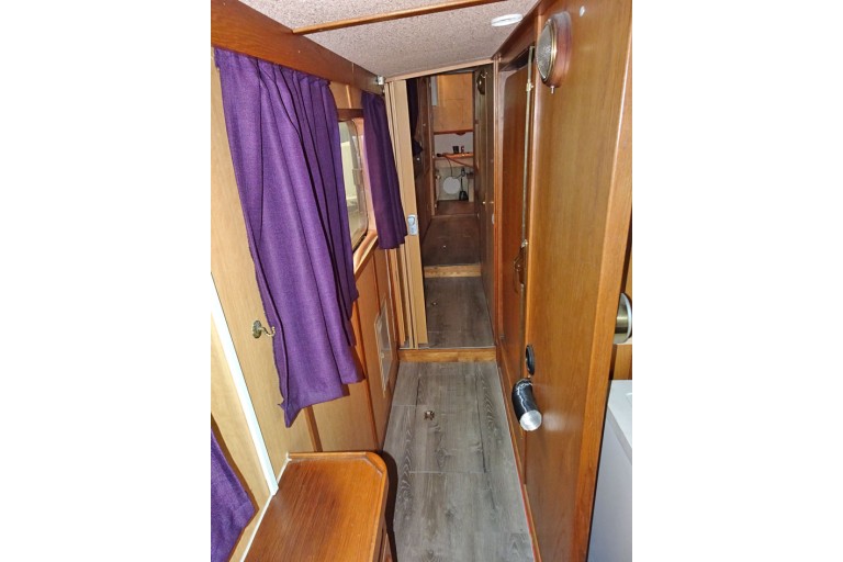 Live Aboard Barge 19.40