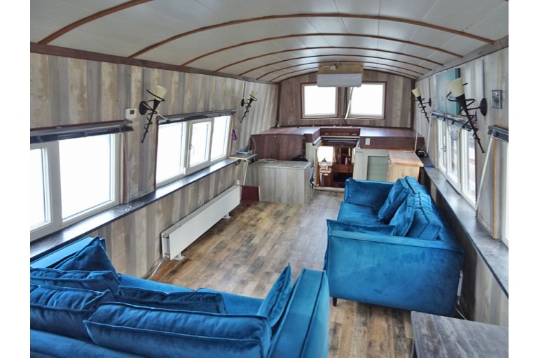 Live Aboard Barge 19.40