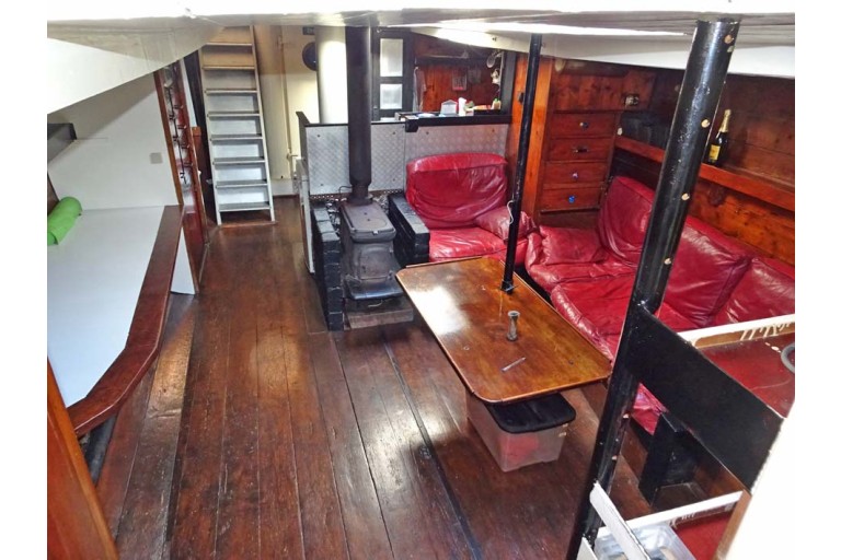 Cotre Péniche à voile 18.00 avec ES-TRIN