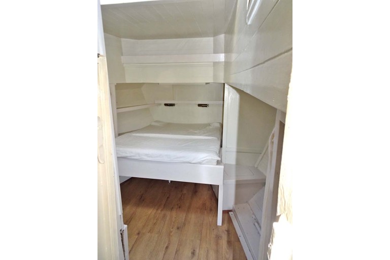 Cotre Péniche à voile 18.00 avec ES-TRIN