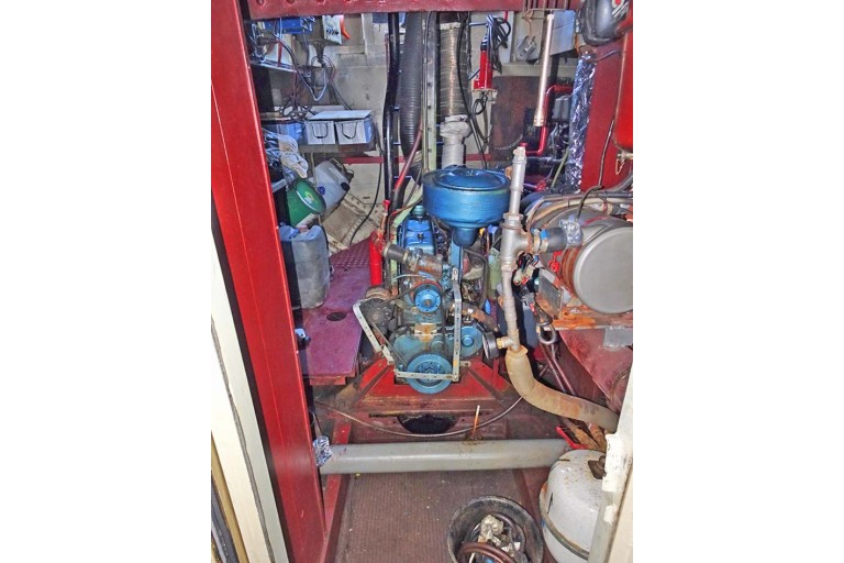 Cotre Péniche à voile 18.00 avec ES-TRIN