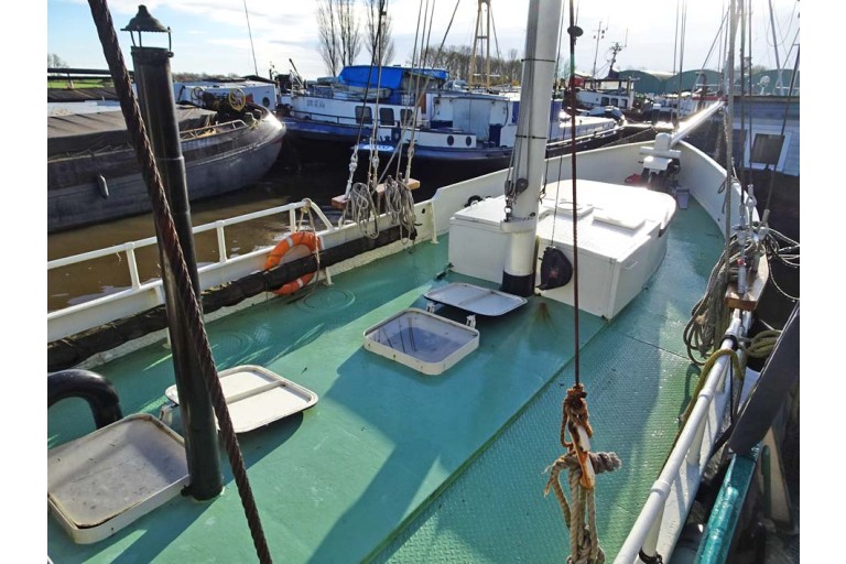 Cotre Péniche à voile 18.00 avec ES-TRIN
