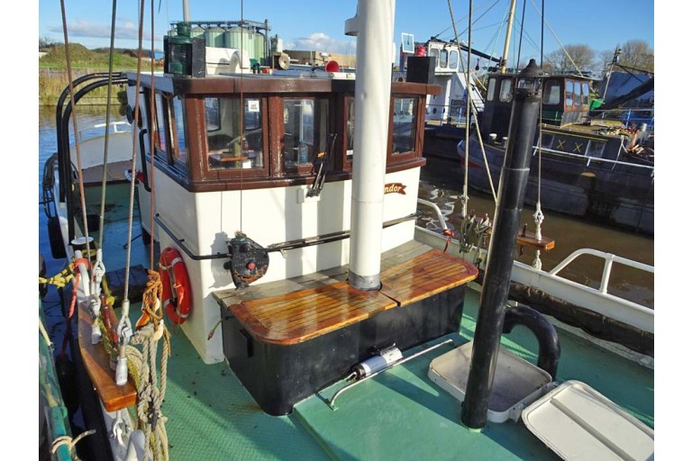 Cotre Péniche à voile 18.00 avec ES-TRIN