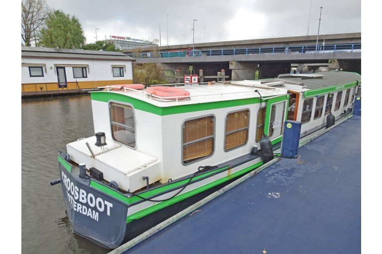 Salonboot 30 passagiers