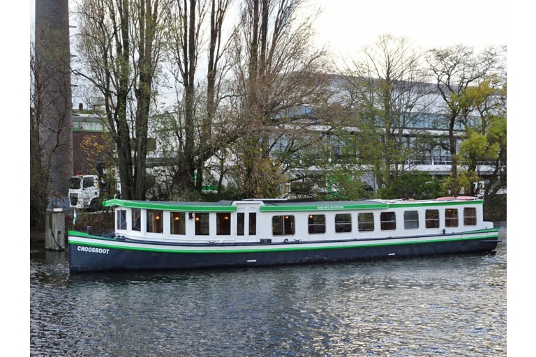 Salonboot 30 passagiers