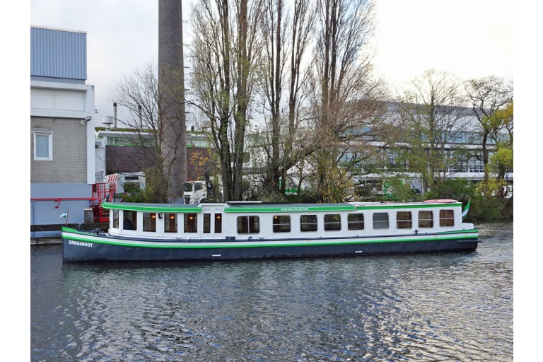 Salonboot 30 passagiers