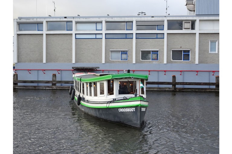 Salonboot 30 passagiers