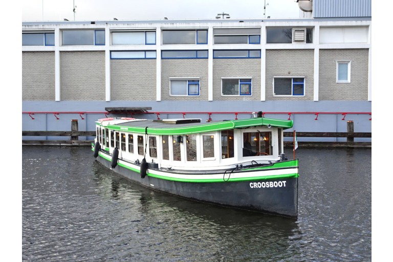Salonboot 30 passagiers