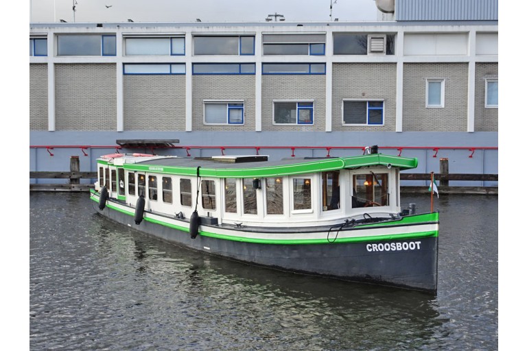 Salonboot 30 passagiers