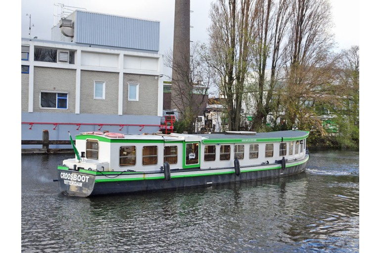 Salonboot 30 passagiers