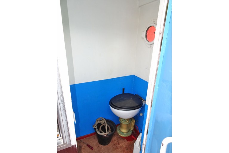 Schlepper / Schubboot 16.84 mit ES-TRIN