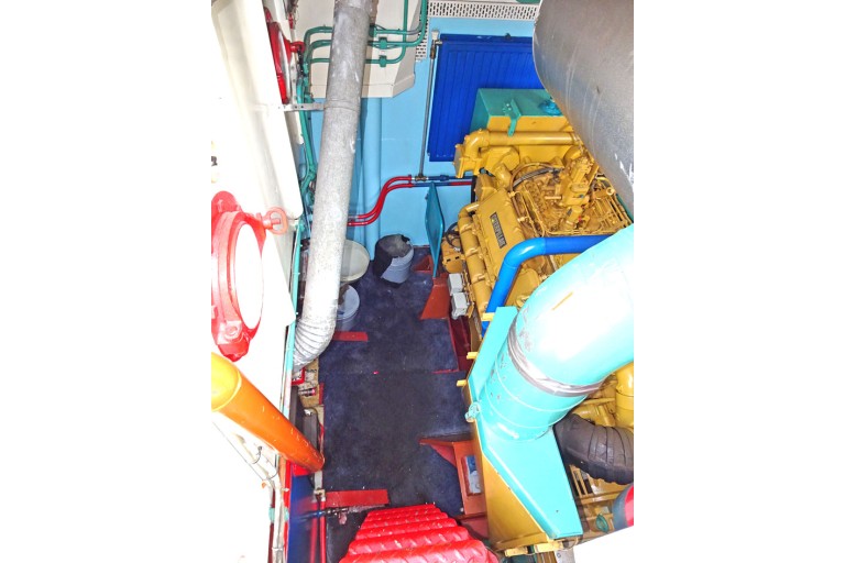 Schlepper / Schubboot 16.84 mit ES-TRIN