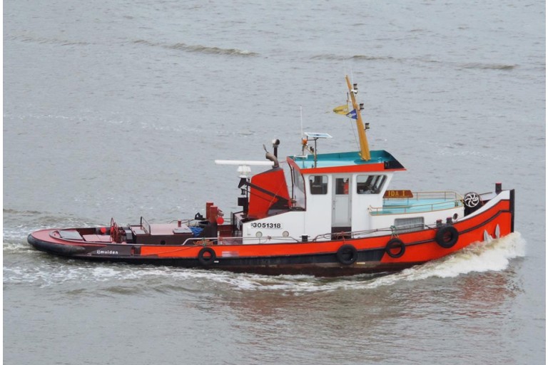 Schlepper / Schubboot 16.84 mit ES-TRIN