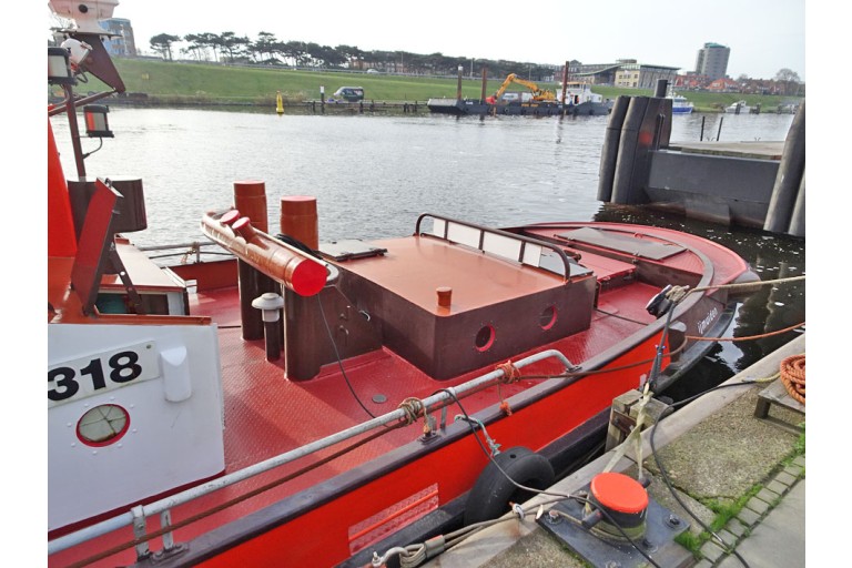 Schlepper / Schubboot 16.84 mit ES-TRIN