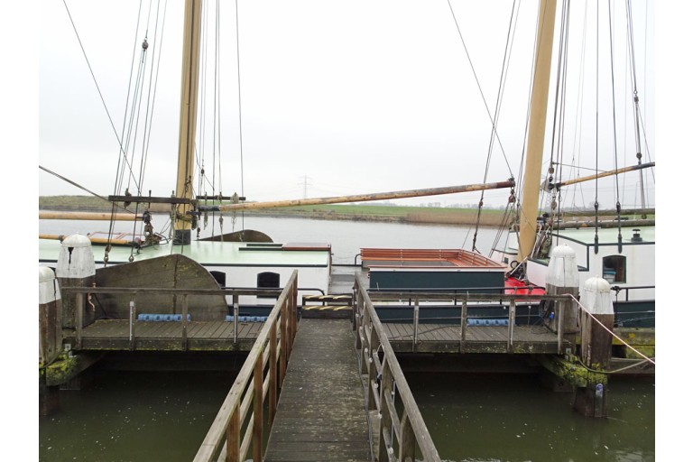 Dreimast-Charterklipper 24 Nächte oder 75 Tage Gäste