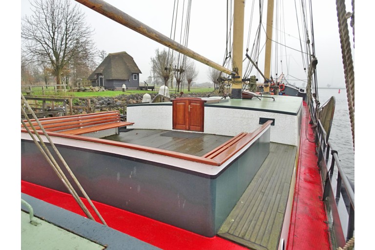 Dreimast-Charterklipper 24 Nächte oder 75 Tage Gäste