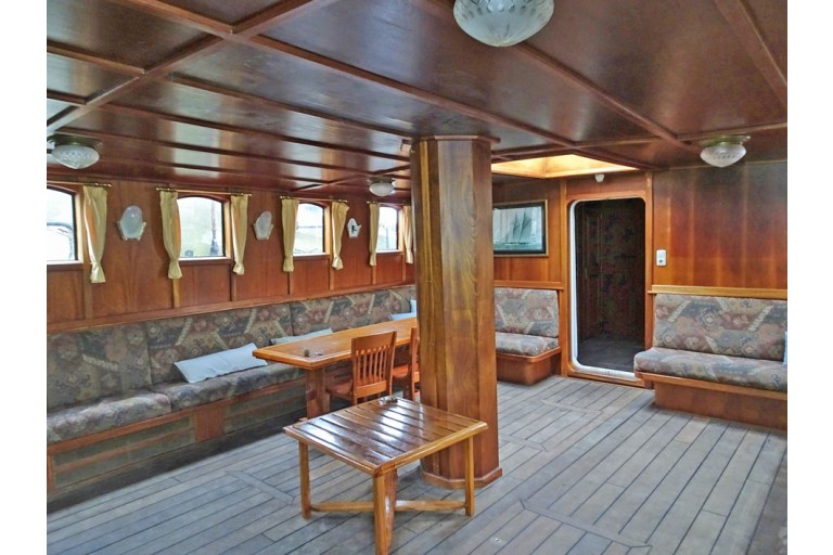 Dreimast-Charterklipper 24 Nächte oder 75 Tage Gäste