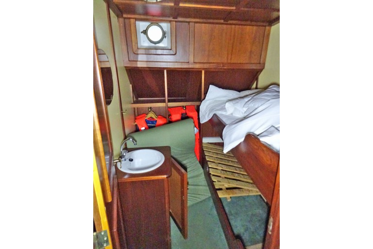 Dreimast-Charterklipper 24 Nächte oder 75 Tage Gäste