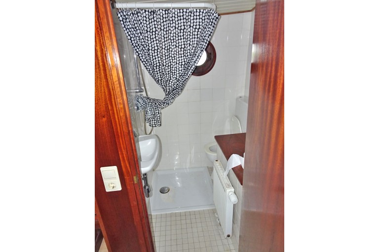 Dreimast-Charterklipper 24 Nächte oder 75 Tage Gäste