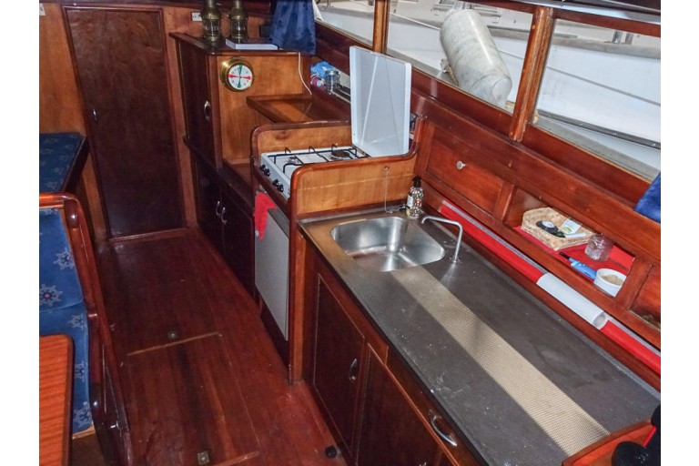 Yacht à Moteur Classique 10.25 CA