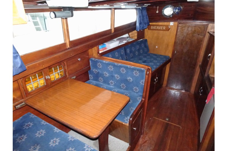 Yacht à Moteur Classique 10.25 CA