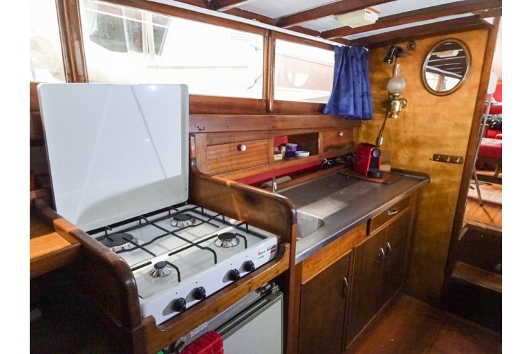 Yacht à Moteur Classique 10.25 CA