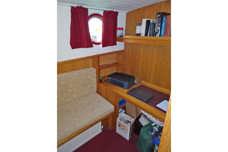 Piper 55N Nivernais Class Dutch Barge